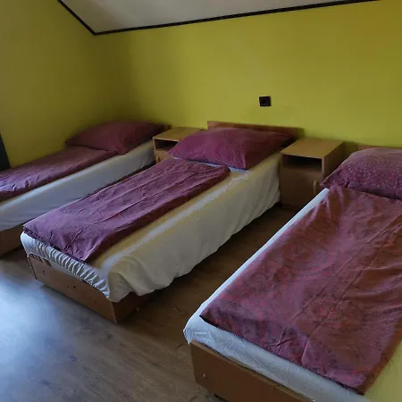 Apartamento Roland Apartman *