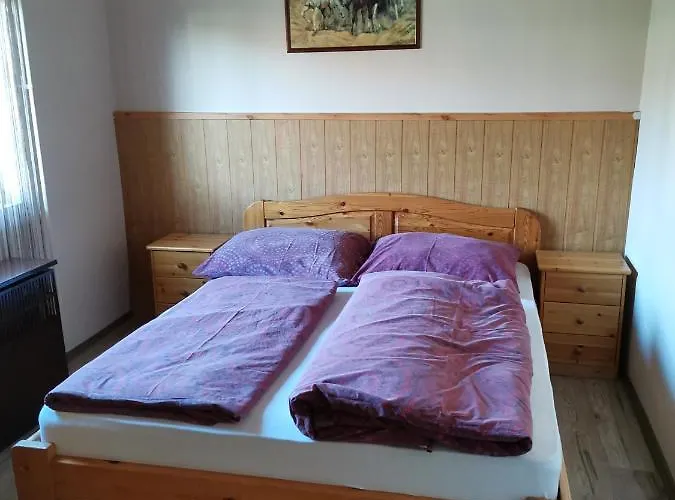 Roland Apartman