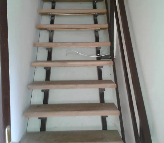 Roland Apartman
